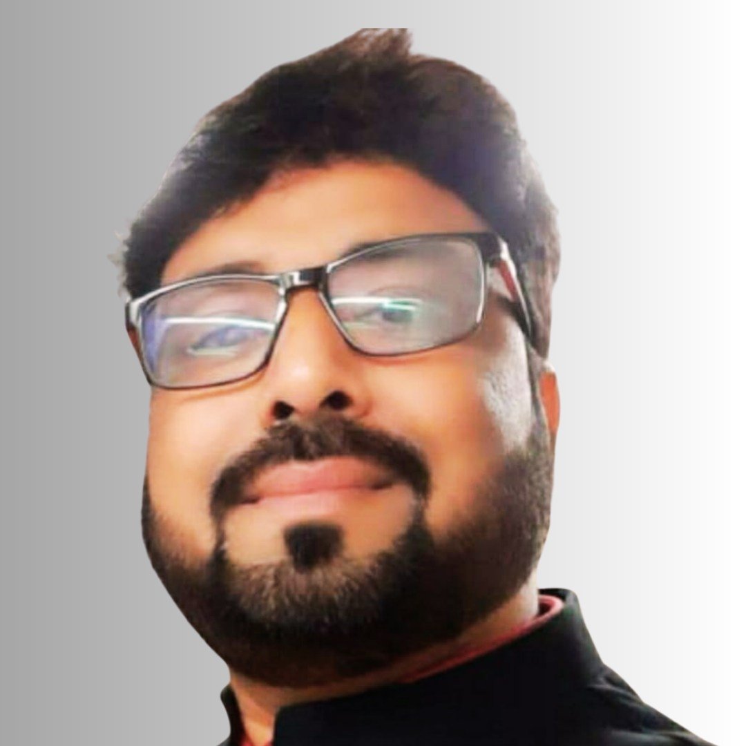 Manish Goyal, Founder and Chief Editor of LaxmiChalisa.com